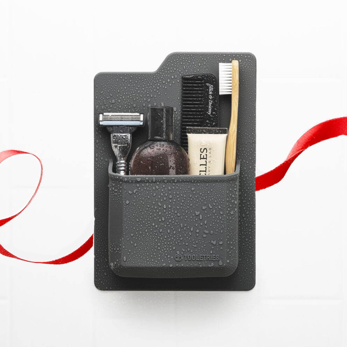 Mens grooming kit for the shower, a gift idea from Soko & Co's father day gift guide