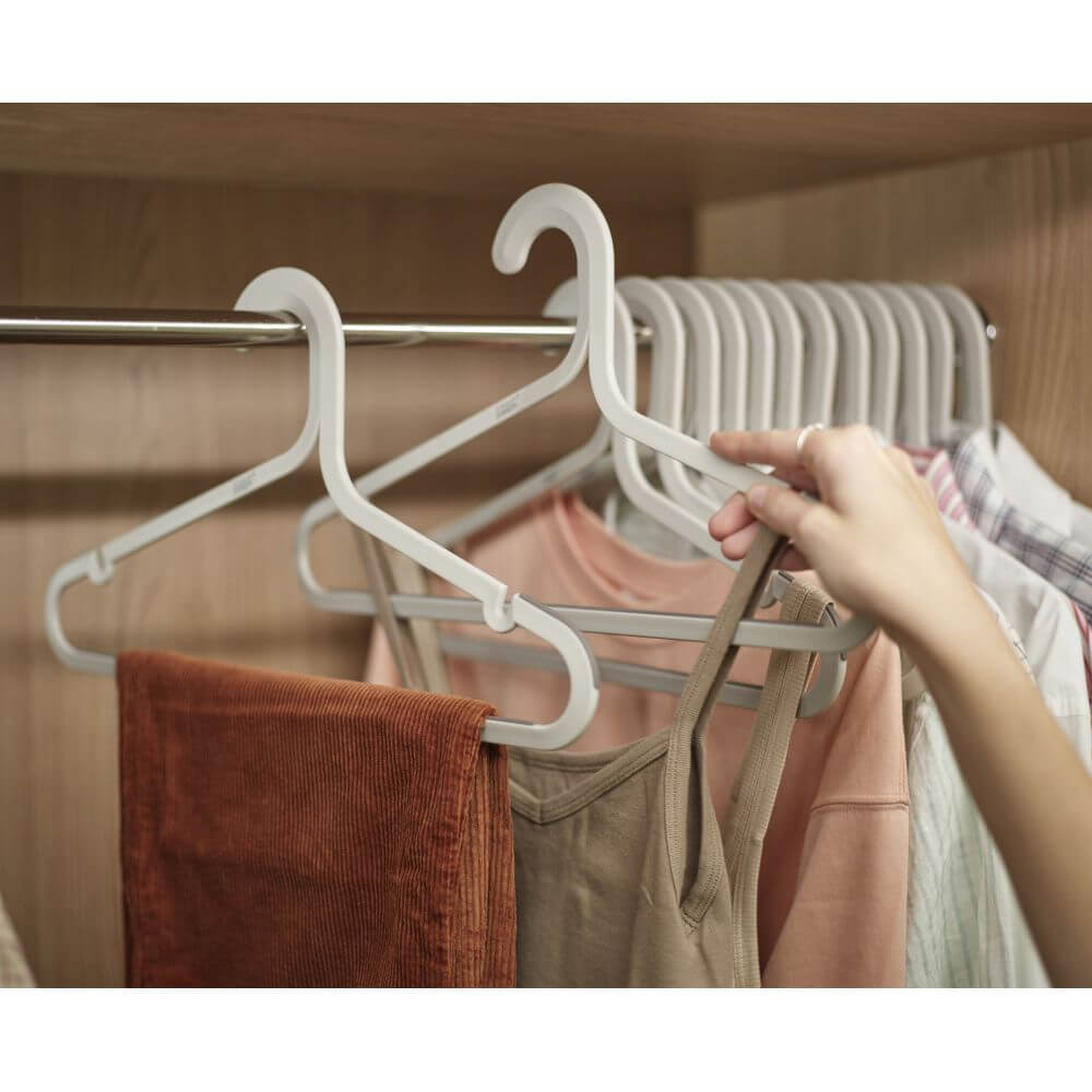 Joseph Joseph Anti-Tangle Clothes Hanger Ecru 5 Pack - WARDROBE - Clothes Hangers - Soko and Co