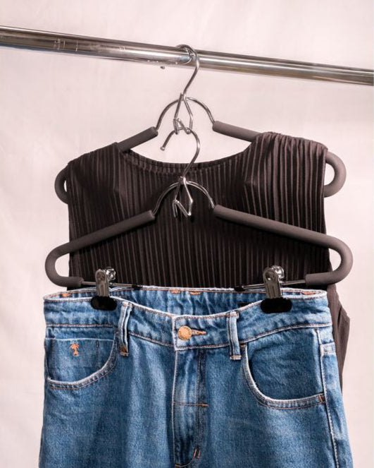 Stacking clothes hangers with non-slip material and clips