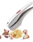 Susi 3 Garlic Press with Built-In Cleaner - KITCHEN - Accessories and Gadgets - Soko and Co